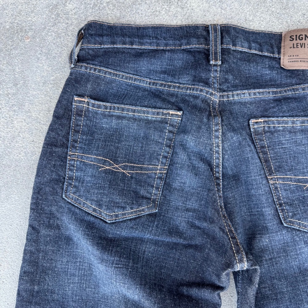 Signature by Levi Strauss Co Men S51 Straight Leg Dark Wash Jeans‎ 30x32 Indigo - Picture 10 of 11
